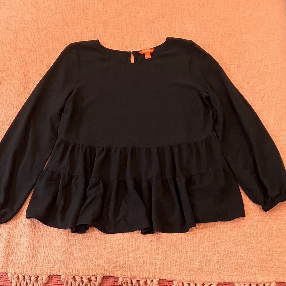 Tiered Black peplum med wm’s  Blouse